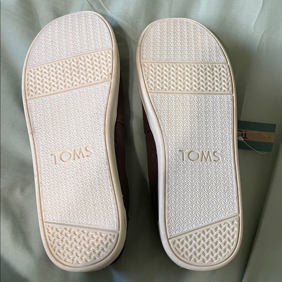 NWT TOMS Women’s Youth Alpargata Ash Canvas Slip-Ons Size 5 - Picture 7 of 7